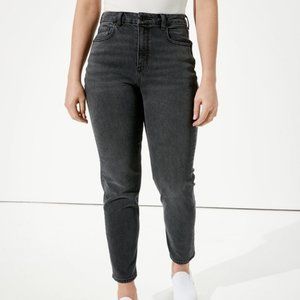 American Eagle Curvy Mom Jeans